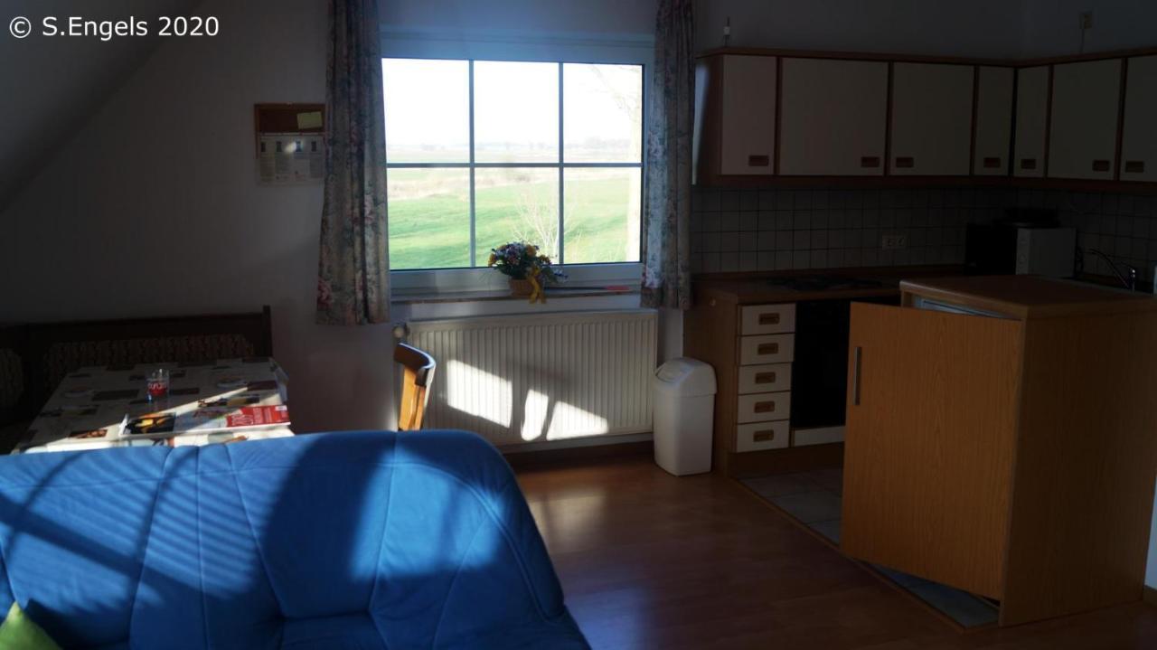 *Engels - Ferienwohnungen Krummhörn エクステリア 写真